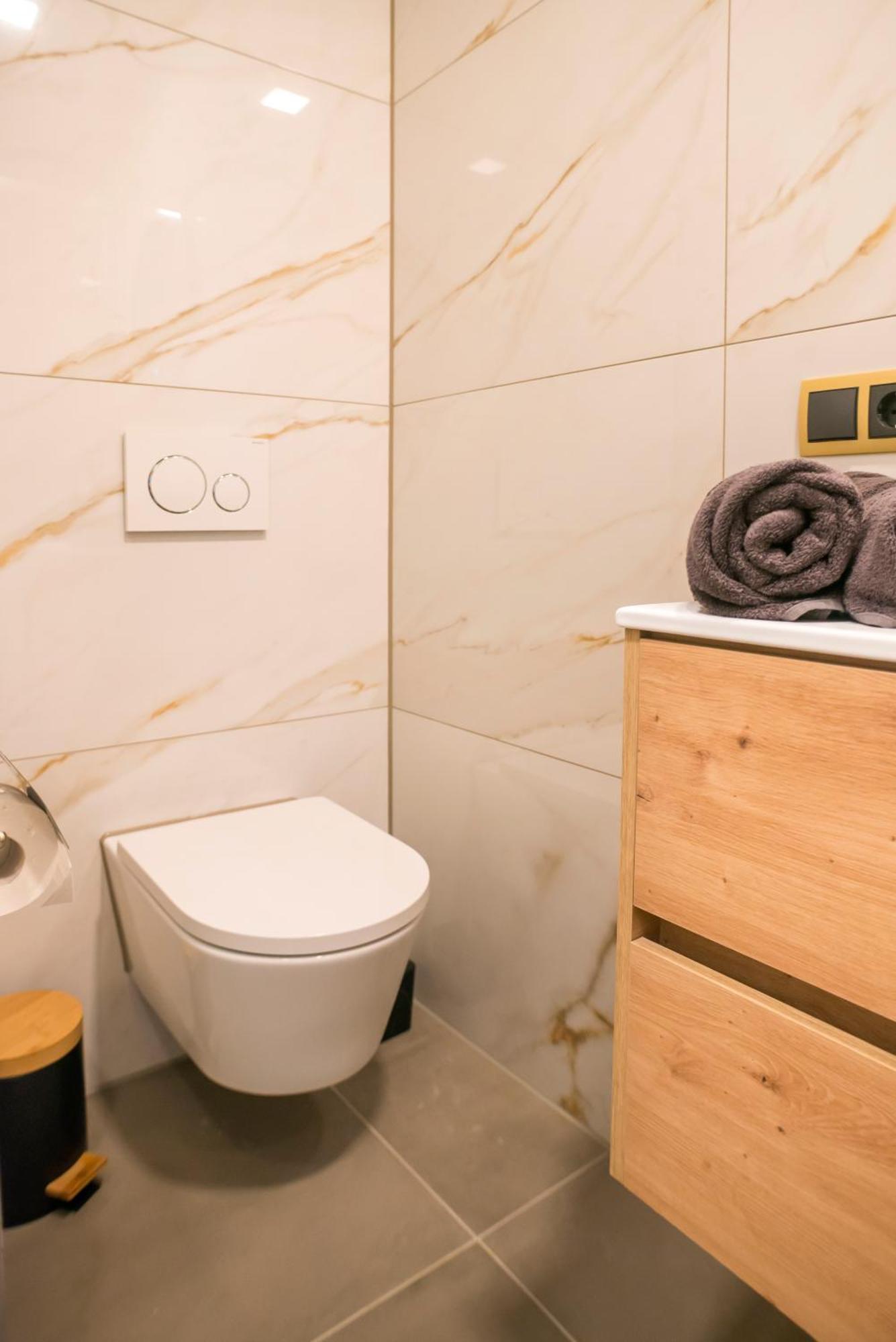 Appartamento Hotspot Location, Wifi, Bed En Koffie Harmony Tilburg Esterno foto